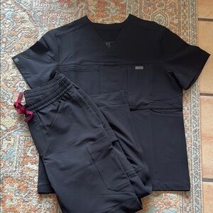 Figs Indestructible Black Scrub SET